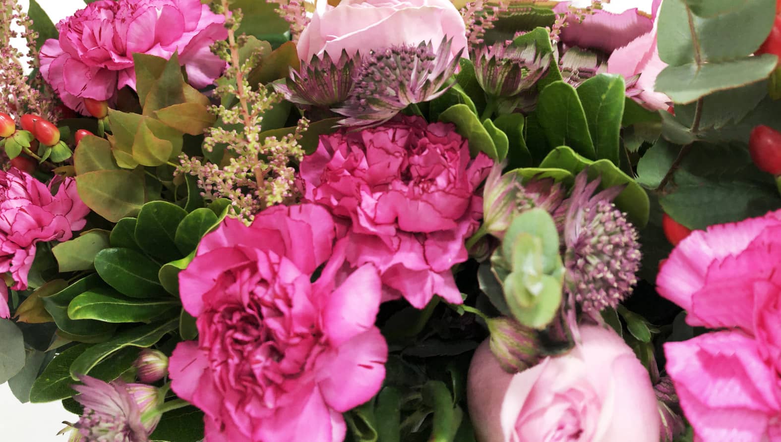 pink-bouquet-roses-fullsize.jpg