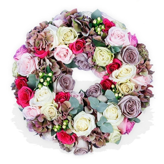 Sweet Roses and Hydrangea Wreath